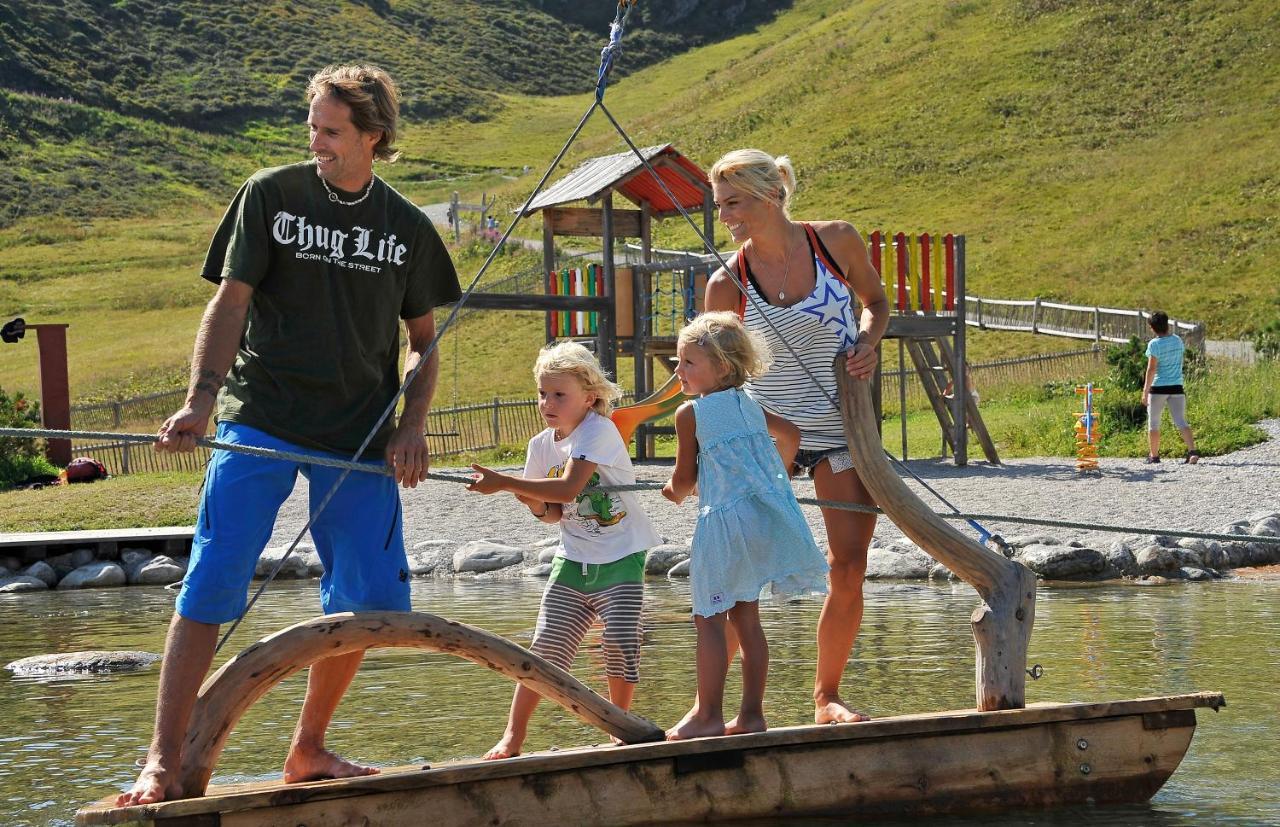 Zillertal Suites Fuegen By Alps Resorts Kültér fotó