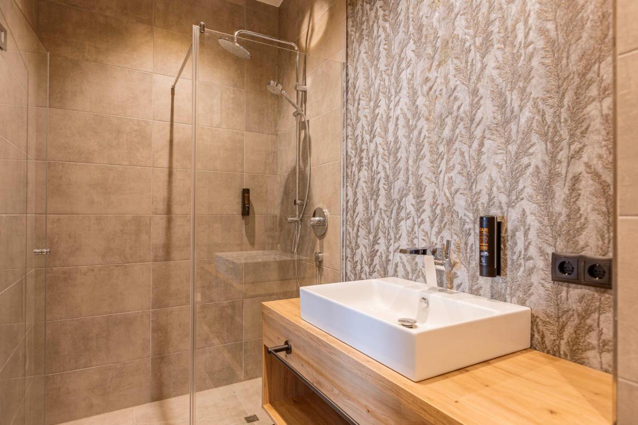 Zillertal Suites Fuegen By Alps Resorts Kültér fotó