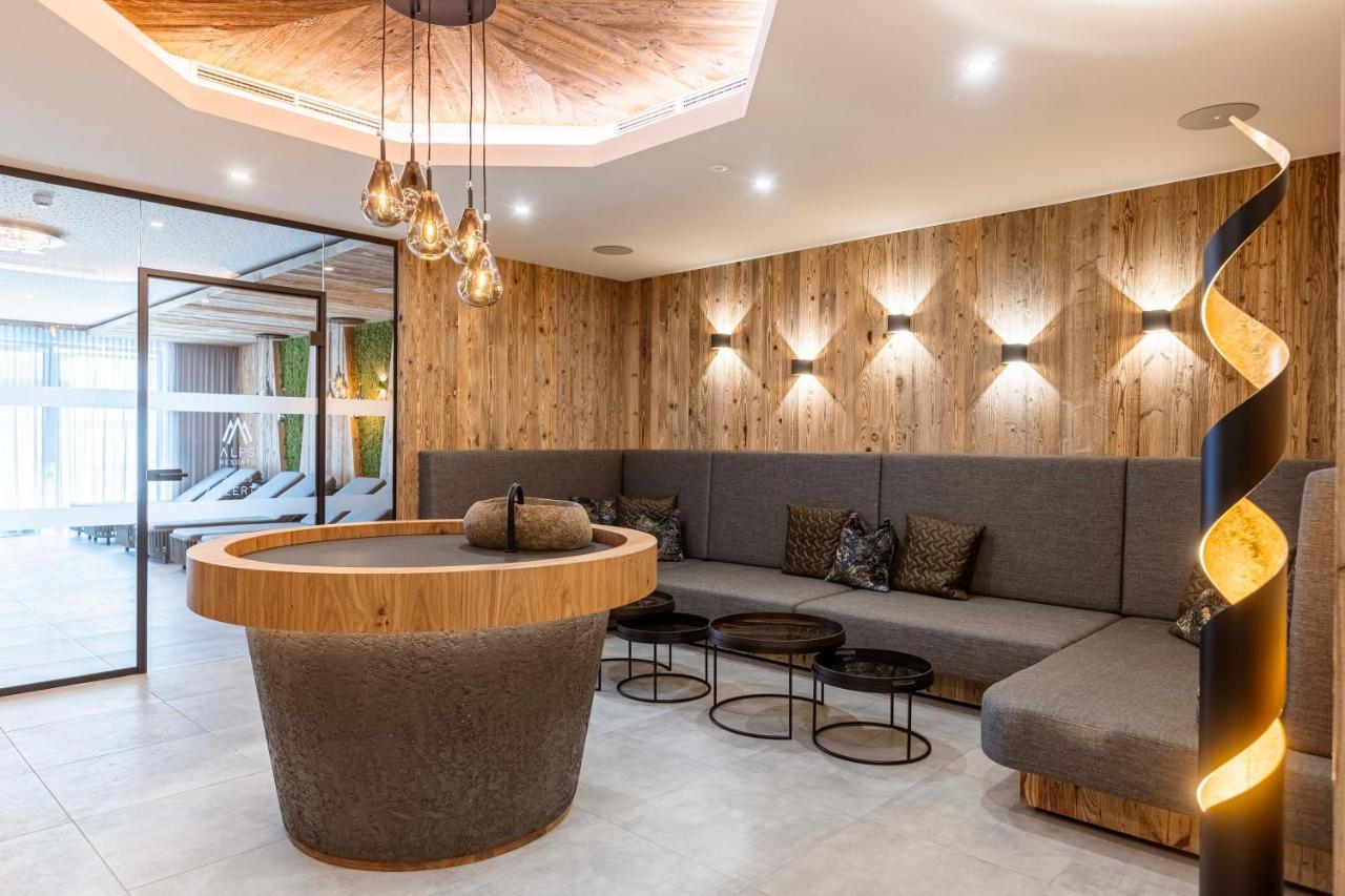 Zillertal Suites Fuegen By Alps Resorts Kültér fotó